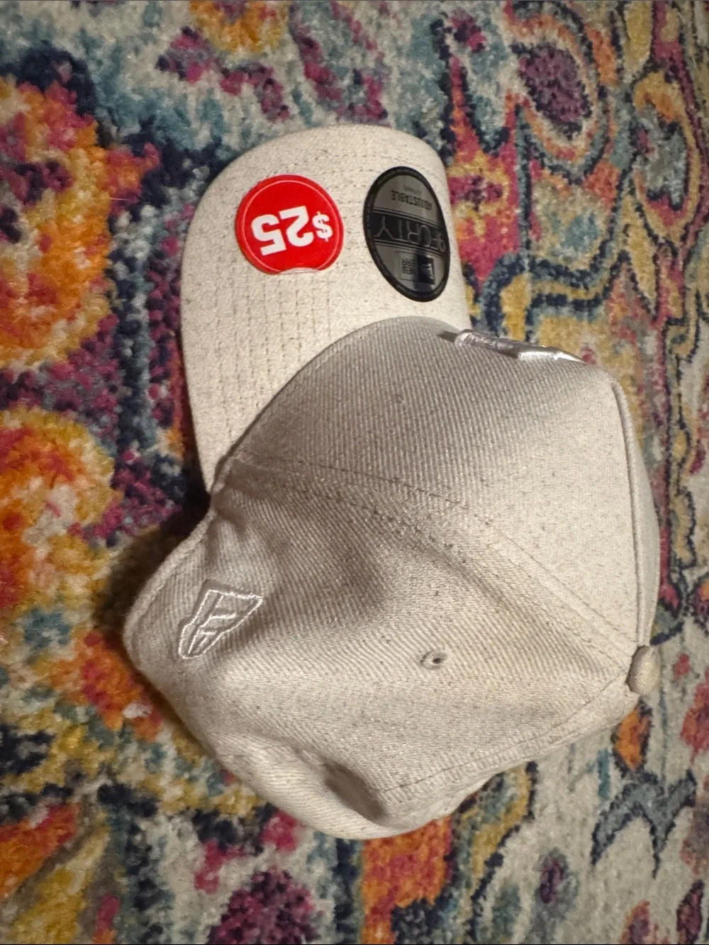 New Era beige and white Detroit D 9FORTY Adjustable Cap